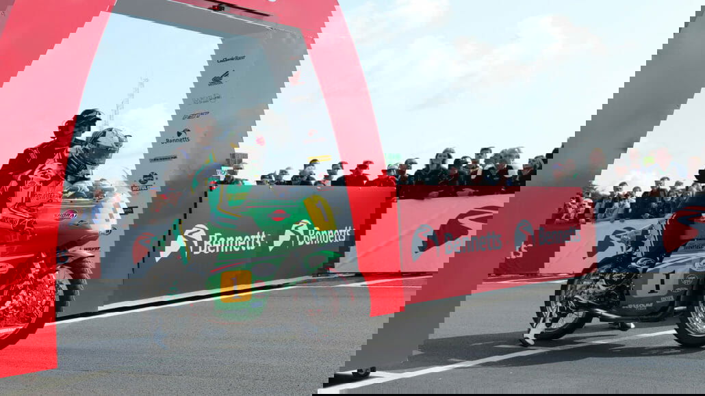 cropped 2018 classic tt 001 1