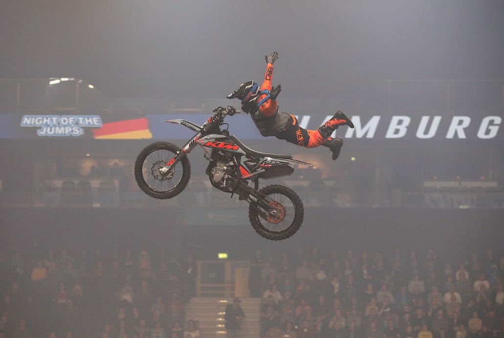 Team Deutschland verteidigt den Titel beim Freestyle of Nations der NIGHT of the JUMPs 1 Hannes Ackermann 1M8A6527