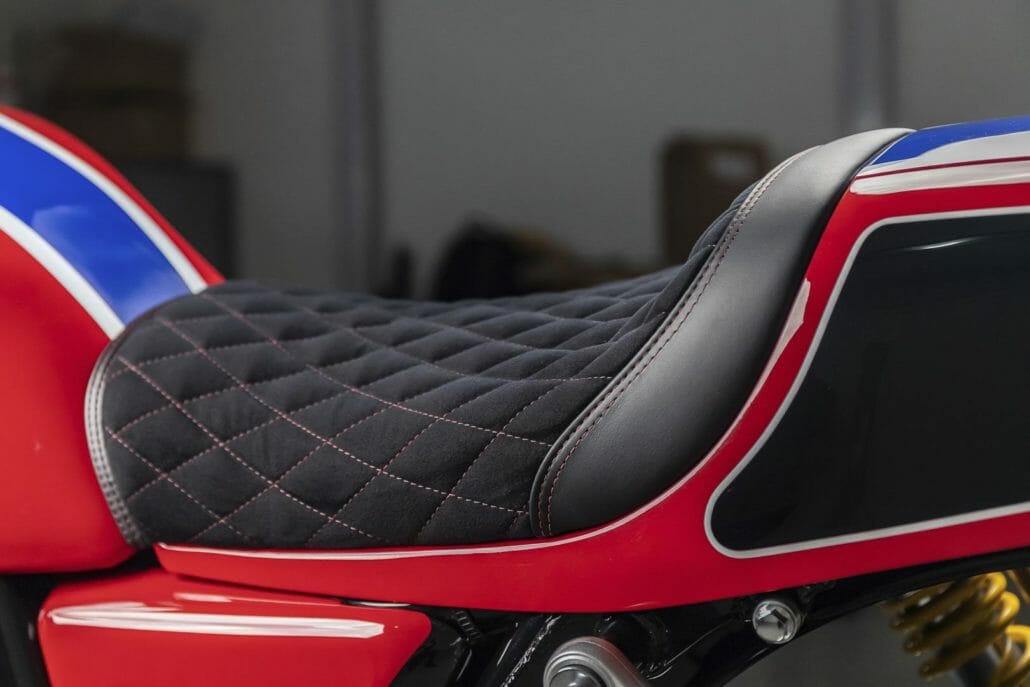 Sondermodell: Honda CB1100 RS 5Four Custom 10 Honda CB1100 RS 5Four Custom Motorcycle News App Motorrad Nachrichten App MotorcyclesNews 14