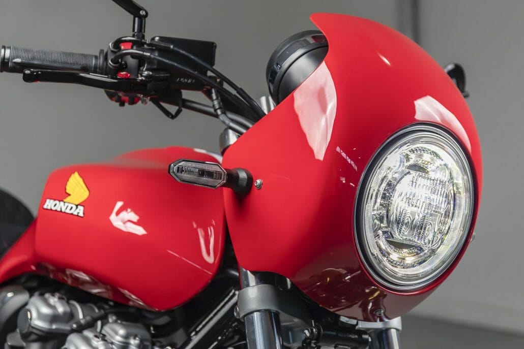 Sondermodell: Honda CB1100 RS 5Four Custom 12 Honda CB1100 RS 5Four Custom Motorcycle News App Motorrad Nachrichten App MotorcyclesNews 17