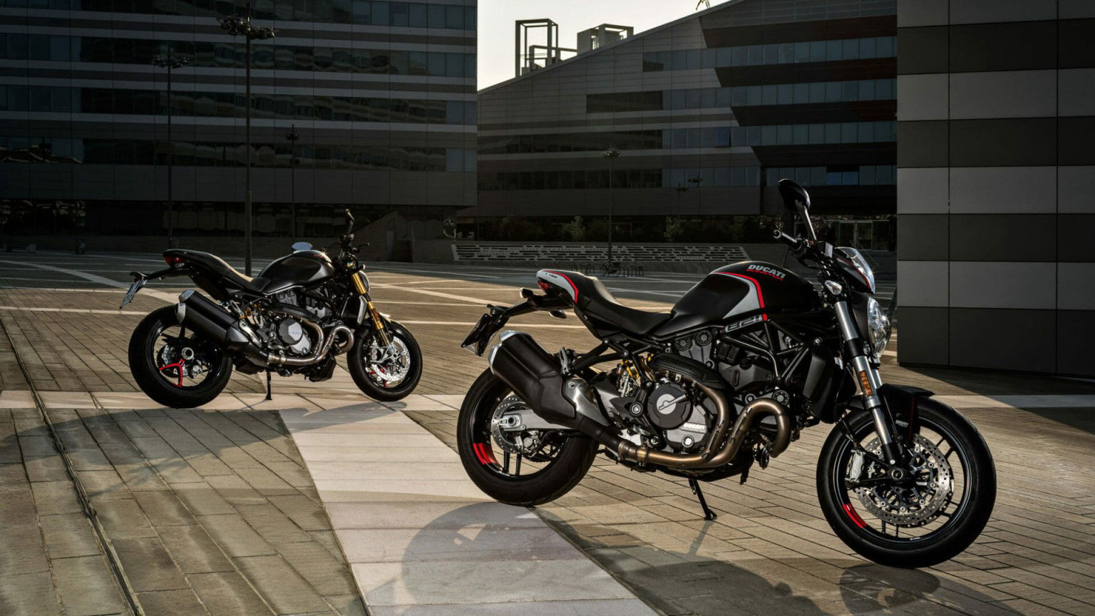 cropped Ducati Monster 1200 S 2020 Motorcycle News App Motorrad Nachrichten App MotorcyclesNews 45