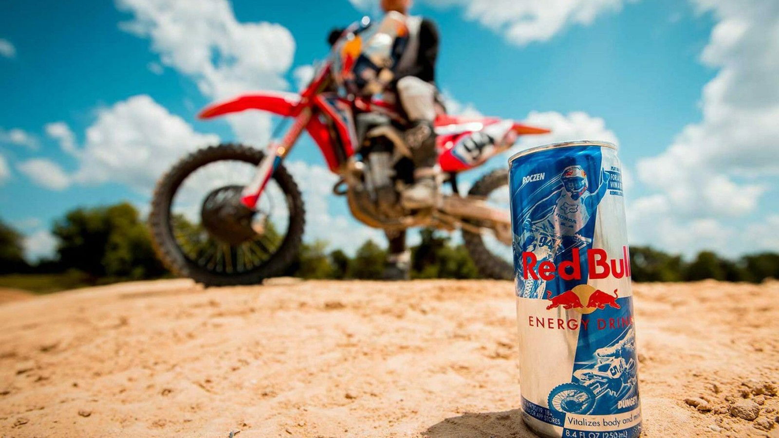 Ken Roczen bekommt spezielles Design auf Red Bull Dosen 25 cropped Red Bull Ken Roczen und Ryan Dungey Motorcycle News App Motorrad Nachrichten App MotorcyclesNews 1