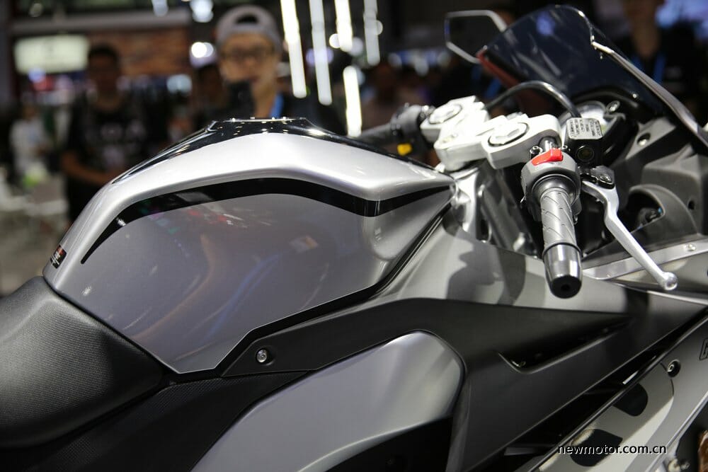 Aprilia GPR 250 China Motorcycle News App Motorrad Nachrichten App MotorcyclesNews 4