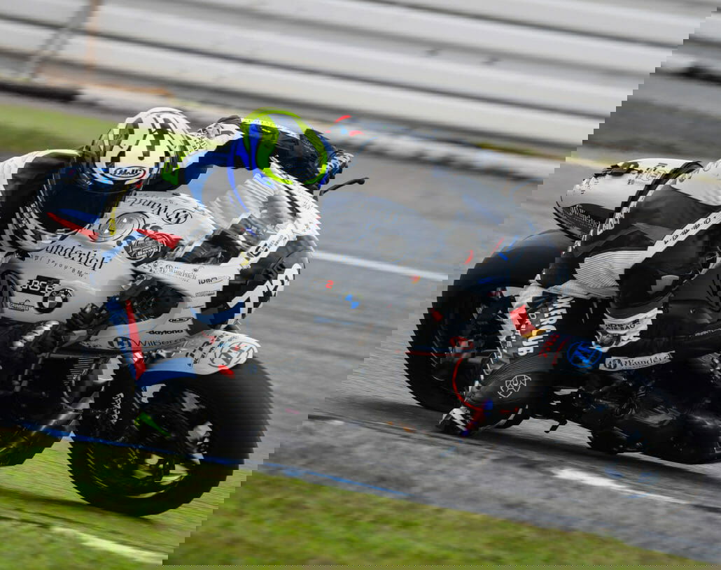 Durchgeboxt: Christof „Fifty“ Höfer und Nate „N8!“ Kern beenden den BMW BoxerCup2019 souverän als Champion und Vizechampion 6 BoxerCup Hockenheim Motorcycle News App Motorrad Nachrichten App MotorcyclesNews 4 1