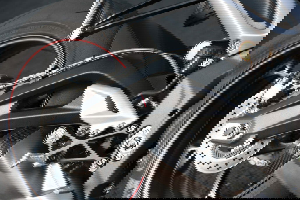 Triumph Street Triple RS (2020) 6 Triumph Street Triple RS Motorcycle News App Motorrad Nachrichten App MotorcyclesNews 16