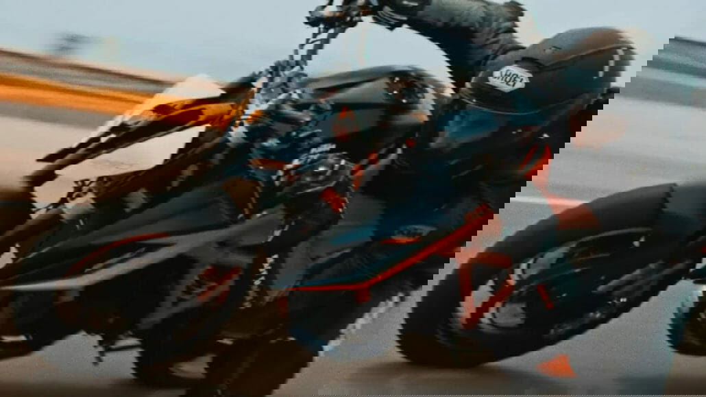 KTM 1290 Super Duke R – Prototyp 4 KTM 1260 Duke R Motorcycle News App Motorrad Nachrichten App MotorcyclesNews 25