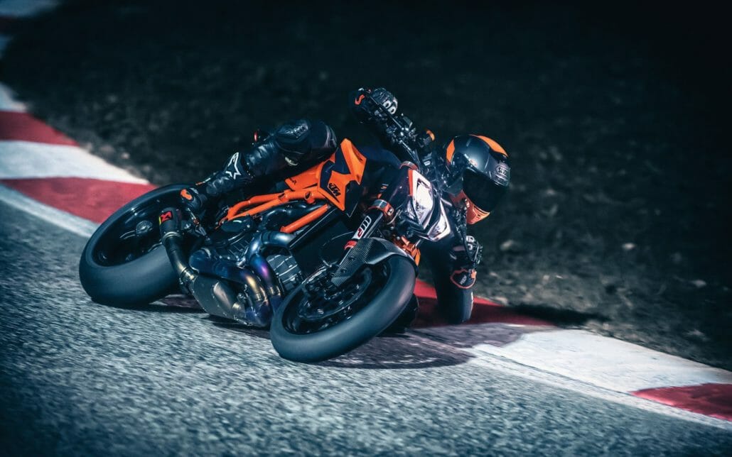 KTM 1290 Super Duke R 2020 Motorcycle News App Motorrad Nachrichten App MotorcyclesNews 1