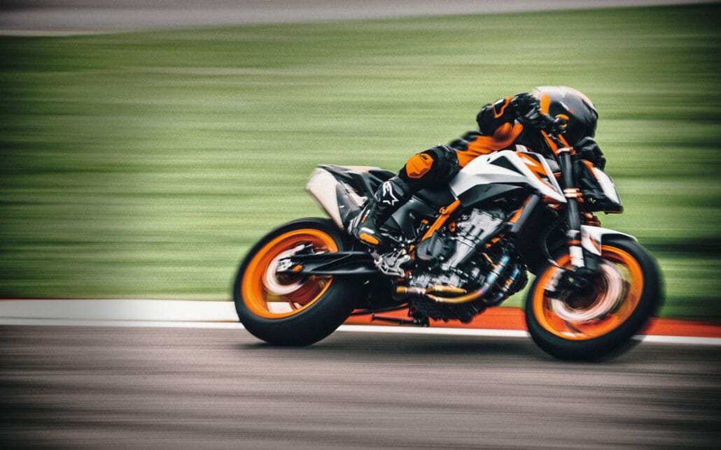 KTM 890 Duke R Motorcycle News App Motorrad Nachrichten App MotorcyclesNews 1