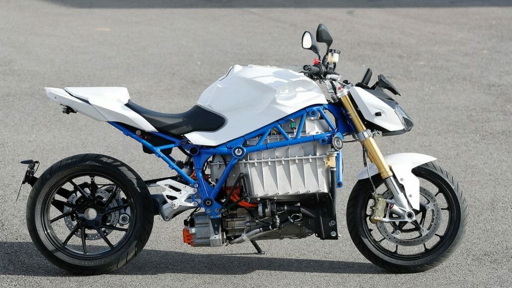BMW electric motorcycle prototype presented 10 BMW E Power Roadster Concept Motorcycle News App Motorrad Nachrichten App MotorcyclesNews 6