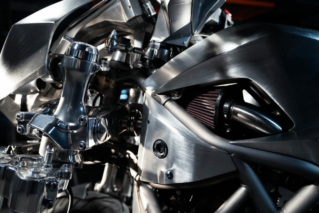 Yamaha Niken from Game Over Cycles Motorcycle News App Motorrad Nachrichten App MotorcyclesNews 15