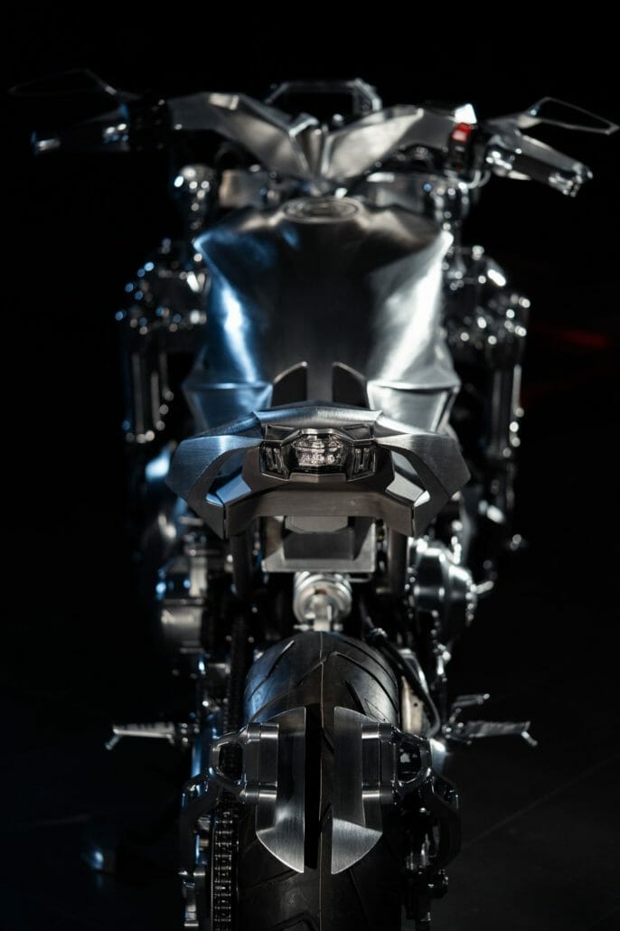 Yamaha Niken from Game Over Cycles Motorcycle News App Motorrad Nachrichten App MotorcyclesNews 7