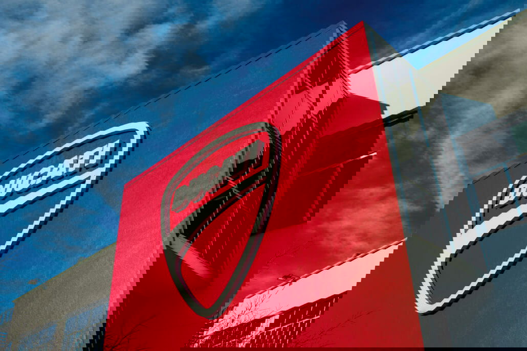 DUCATI MOTOR HOLDING spa FACTORY 2016 big UC38185 High