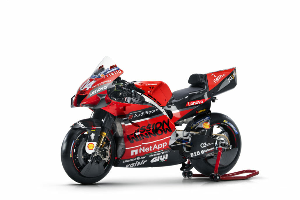 Desmosedici GP 4 UC143586 High