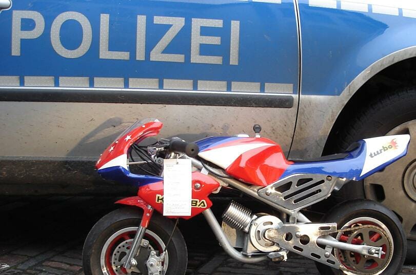 Polizei stoppt Fünfjährige auf Pocket-Bike 29 Pocket Bike