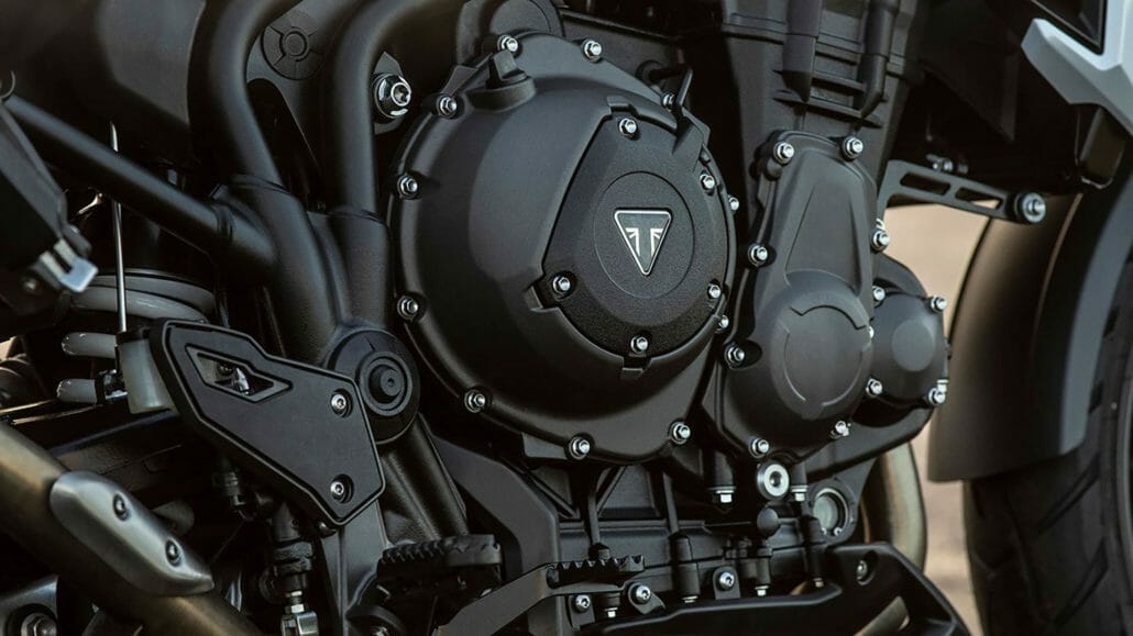 Special models of the Triumph Tiger 1200 37 Triumph Tiger 1200 Alpine Edition MOTORCYCLE NEWS APP MOTORRAD NACHRICHTEN APP MotorcyclesNews 10