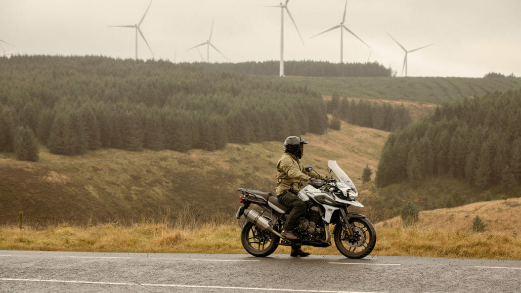 Special models of the Triumph Tiger 1200 34 Triumph Tiger 1200 Alpine Edition MOTORCYCLE NEWS APP MOTORRAD NACHRICHTEN APP MotorcyclesNews 7