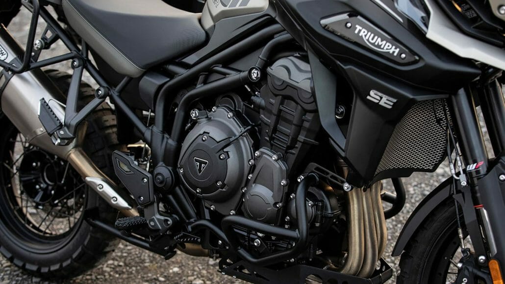 Special models of the Triumph Tiger 1200 50 Triumph Tiger 1200 Desert Edition MOTORCYCLE NEWS APP MOTORRAD NACHRICHTEN APP MotorcyclesNews 10