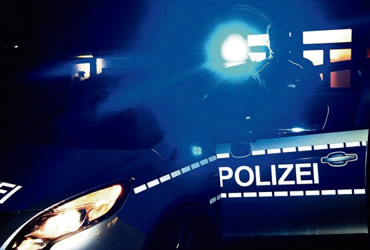 Motorraddiebe verfolgt 33 Polizeiberichte