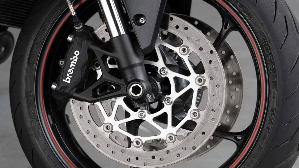 Triumph Street Triple R 2020 presented 47 Triumph Street Triple R MOTORCYCLE NEWS APP MOTORRAD NACHRICHTEN APP MotorcyclesNews 30