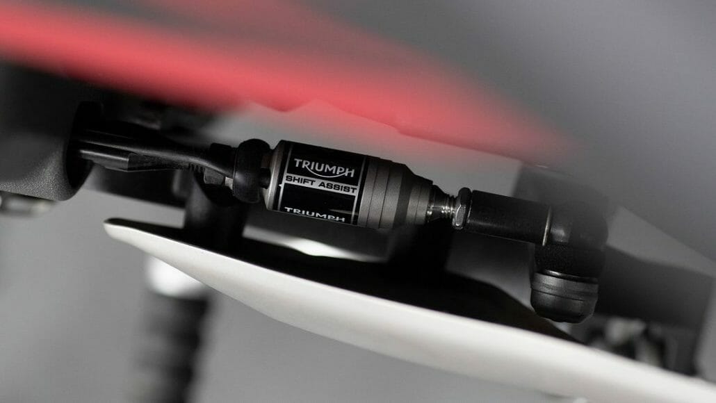 Triumph Street Triple R 2020 presented 50 Triumph Street Triple R MOTORCYCLE NEWS APP MOTORRAD NACHRICHTEN APP MotorcyclesNews 33