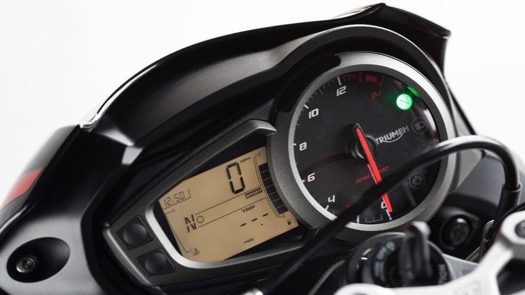 Triumph Street Triple R 2020 presented 52 Triumph Street Triple R MOTORCYCLE NEWS APP MOTORRAD NACHRICHTEN APP MotorcyclesNews 35