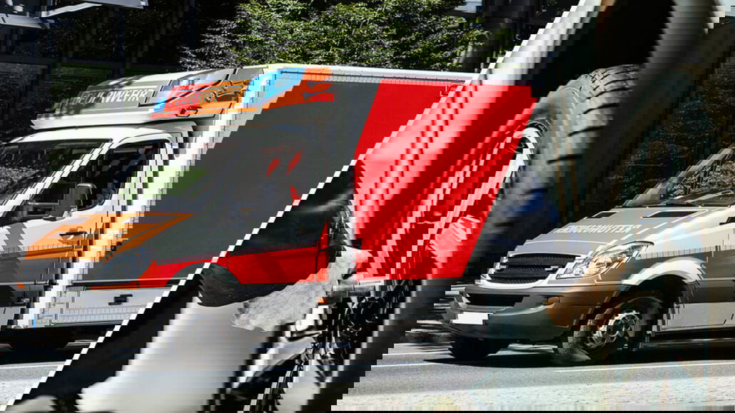 Deutschlandweiter Pannenservice und Reifen von Michelin für Krankenwagen 1 200320 UEN MI PIC Reifenspende Corona