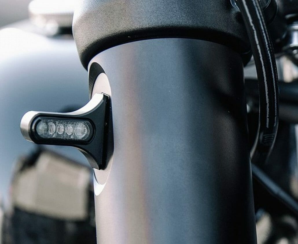 Cover Gabelstanrohr mit Blinker Zuschnitt 300dpi