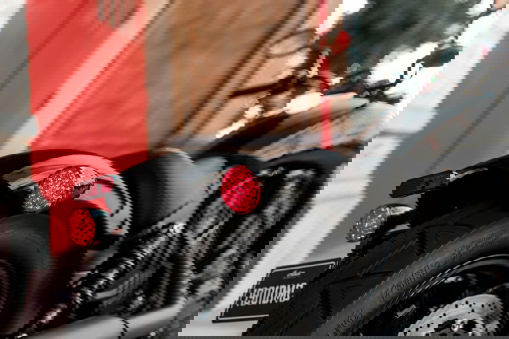 Indian Scout Bobber Sixty 26 Indian Scout Bobber Sixty MOTORCYCLE NEWS APP MOTORRAD NACHRICHTEN APP MotorcyclesNews 26