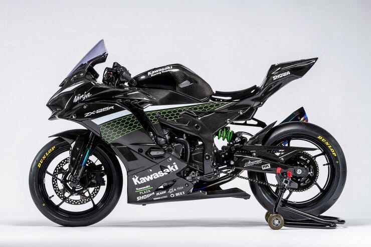 Rennstreckenversion der Kawasaki ZX-25R mit eigener Rennserie 31 Kawasaki ZX 25 R Racetrack 2