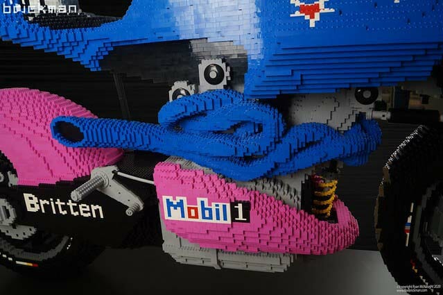 Lego Britten V1000 The Brickman 01