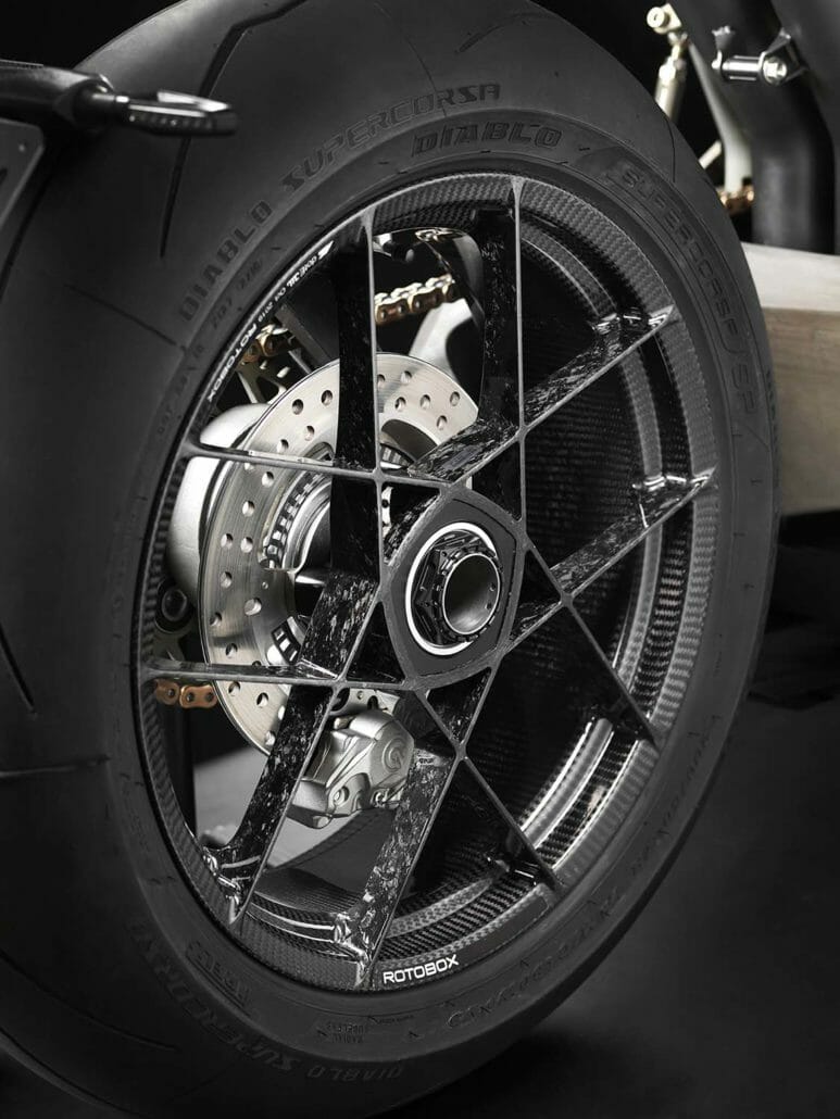 Vyrus Alyen - motorcycle from another world 5 Vyrus Alyen MOTORCYCLE NEWS APP MOTORRAD NACHRICHTEN APP MotorcyclesNews 5