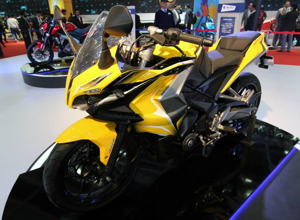 Bajaj Pulsar RS400 debut in August 1 Bajaj Pulsar RS400 1