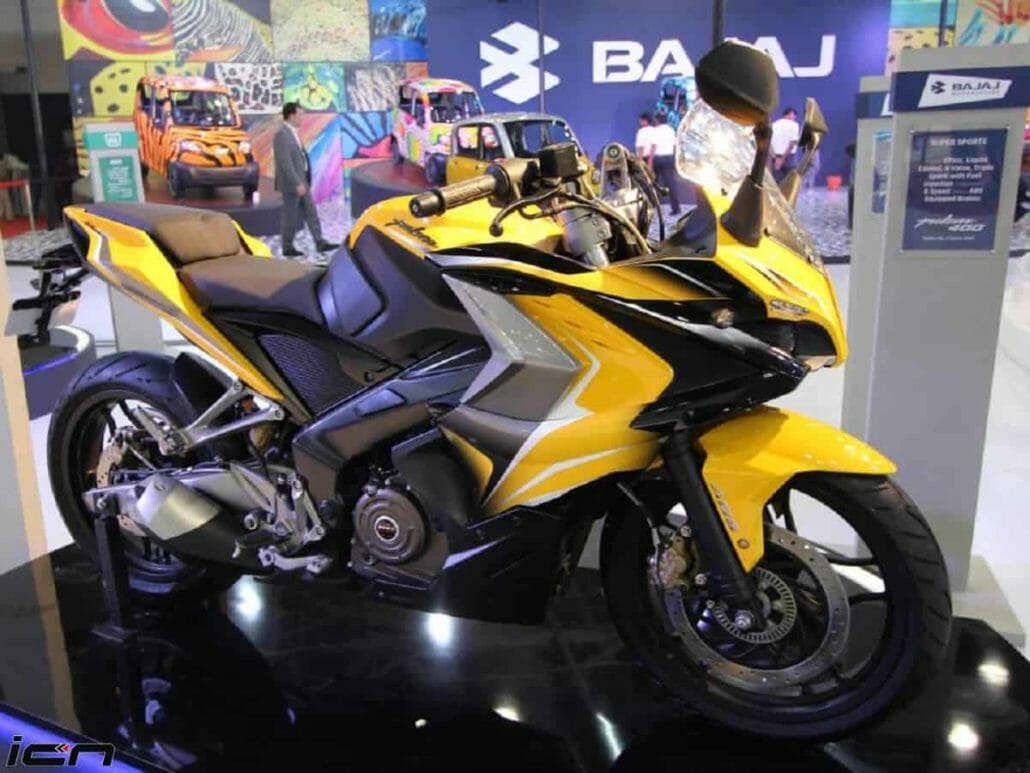Bajaj Pulsar RS400 debut in August 7 Bajaj Pulsar RS400 6