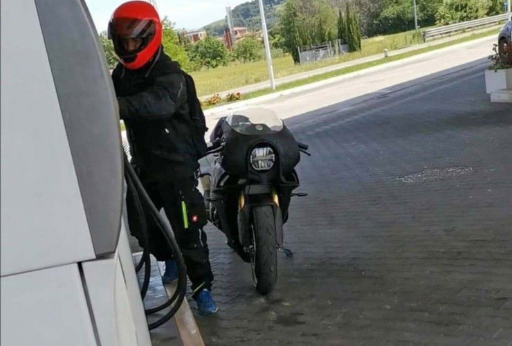 Spy photos of the Bimota KB4 57 Bimota KB4 Spy 2