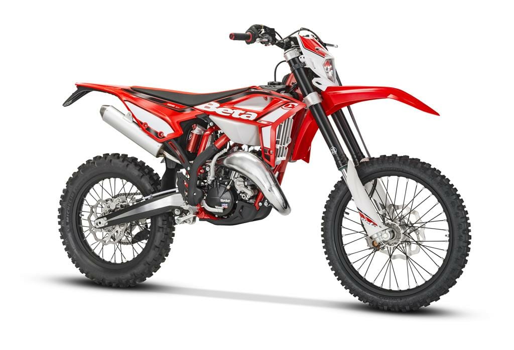 Beta stellt 2021 Enduro Reihe vor 1 RR 2T 125 MY21 3Q front