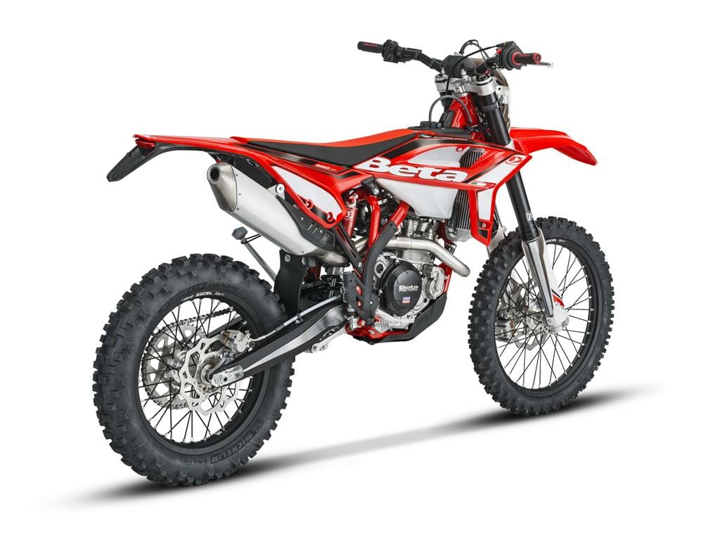 Beta stellt 2021 Enduro Reihe vor 7 RR 350 4T MY21 rear