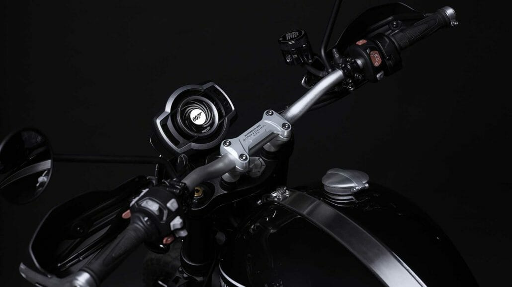 Triumph Scrambler 1200 Bond Edition 2 Triumph Scrambler 1200 Bond Edition 2