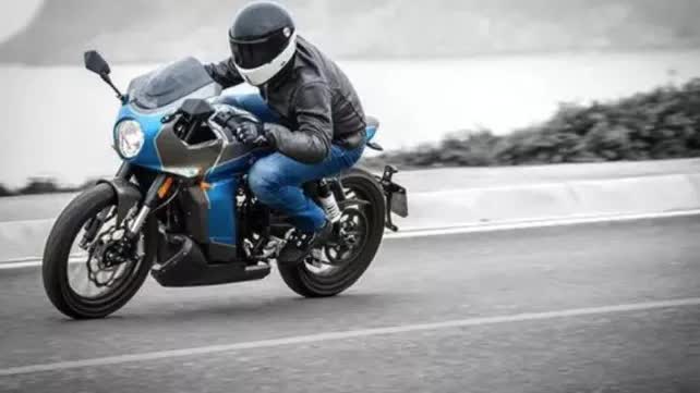 Aprilia Pagani 150 Cafe Racer 4