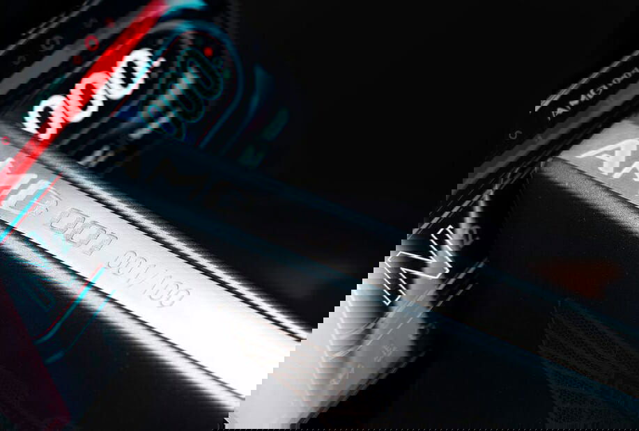 Aston Martin AMB 001 auf der Rennstrecke getestet 15 Aston Martin AMB 001 15