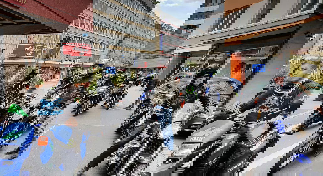 Über 1.000 Biker demonstrieren gegen ein Sonntagsfahrverbot 11 CurveWriter 11