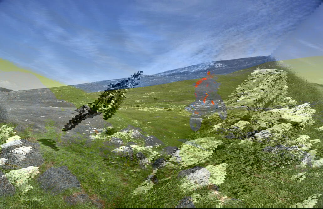 KTM testet neue 1290 Super Adventure 1 KTM 790 ADVENTURE R RALLY MotorcyclesNews Motorrad Nachrichten App 1