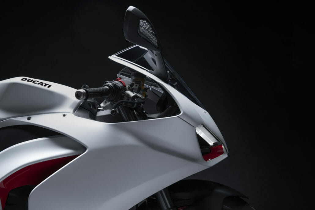 Ducati Panigale V2 White Rosso 18 Ducati Panigale V2 White Rosso 2020 MN APP 20
