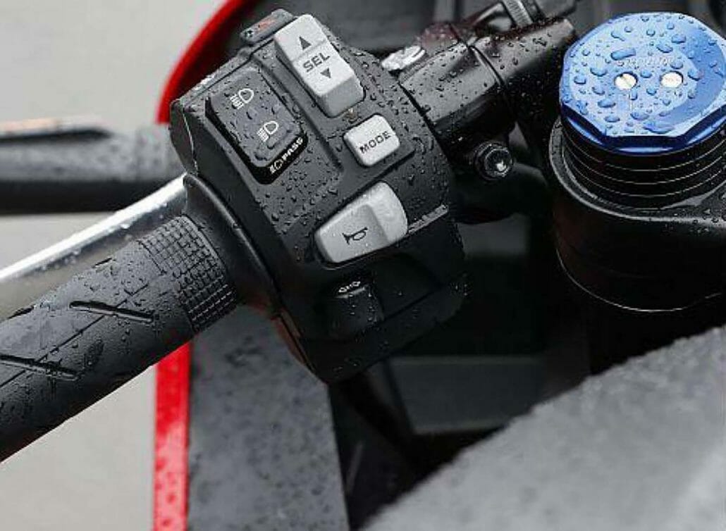 2021 Honda CBR600RR 02