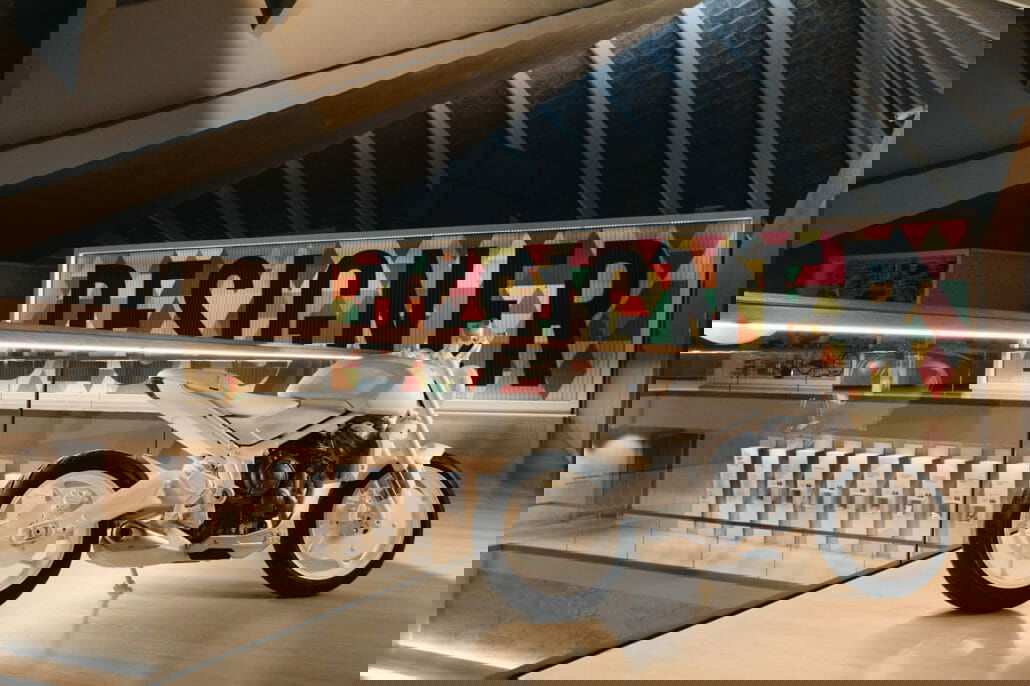 TRIUMPH Trident - Brand new model announced 29 TRIUMPH TRIDENT GE HR