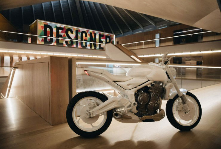 TRIUMPH TRIDENT GE LR 2