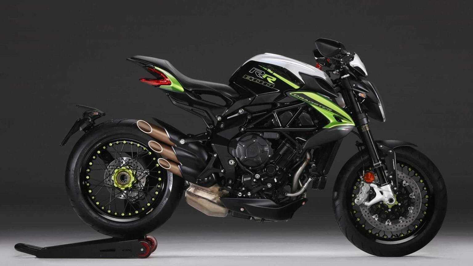 MV Agusta Brutale 800 SCS & Dragster 800 SCS mit halbautomatischer Kupplung mv agusta dragster 800 scs green white