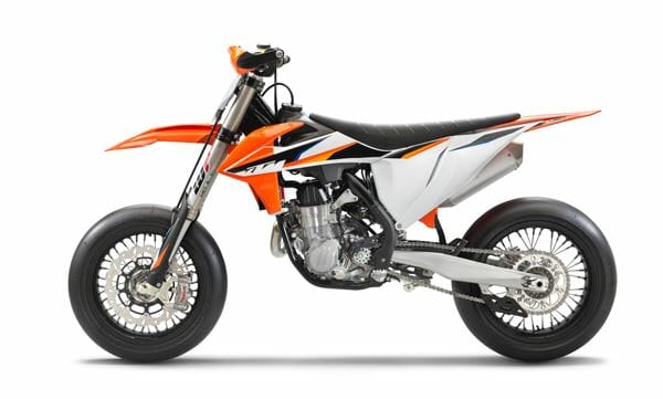 New KTM Supermoto - 450 SMR presented 12 KTM 450 SMR 2021 studio4