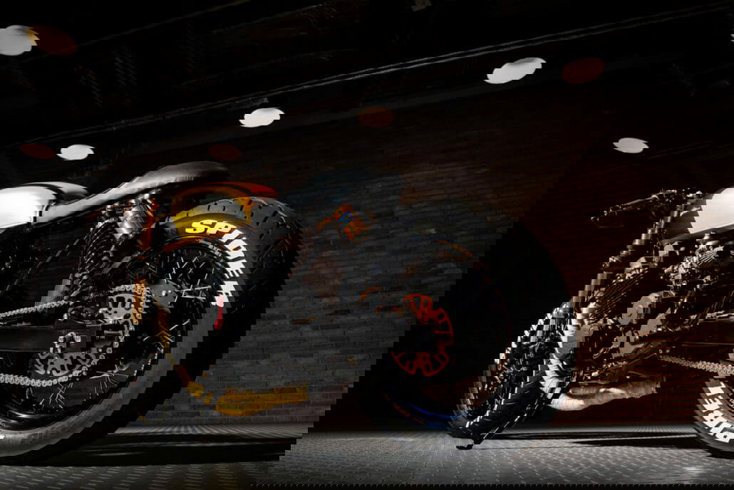 „The Spider“ von KrisBiker 32 KrisBiker The Spider Honda CB750 F2 4