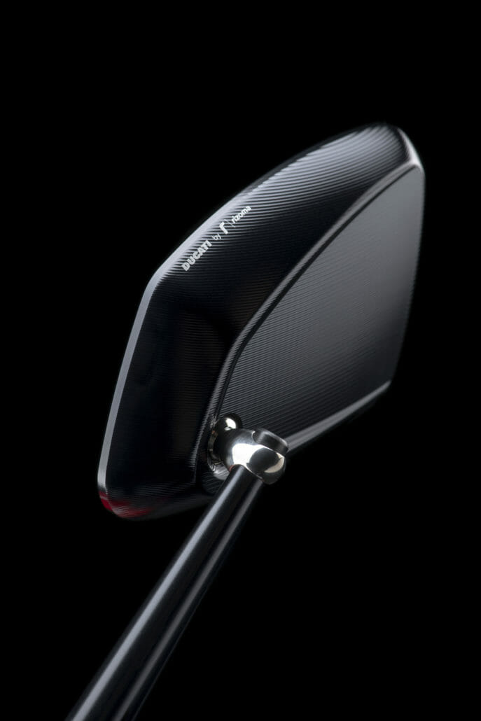 Ducati Performance accessories for the Diavel 1260 30 DUCATI DIAVEL ACCESSORIES allumium rear view mirrors UC204820 High