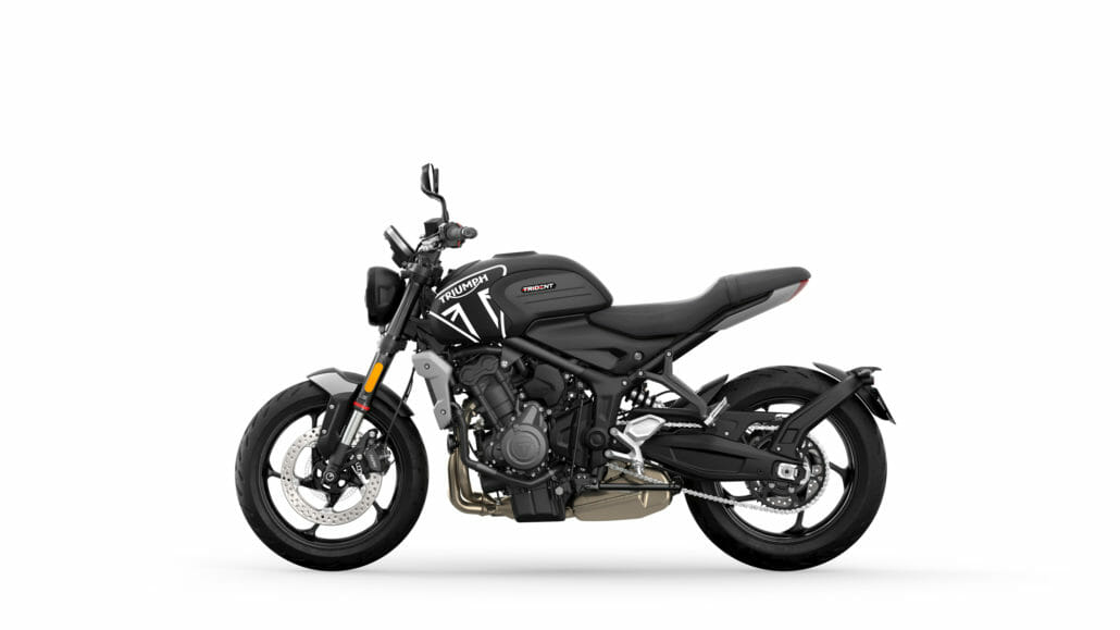 TRIUMPH Trident 660 vorgestellt – alle Daten und Infos 23 Trident Matt Jet Black Matt Silver Ice LHS